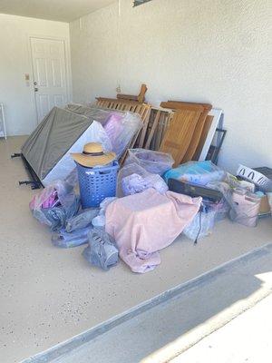 Open garage filled with termites, bedbugs, open garage