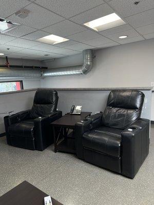 Customer Lounge