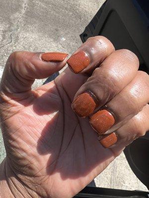 Powder overlay with the wrong color and bulky nails. I will Not use this shop again