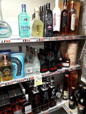 J & J Liquor