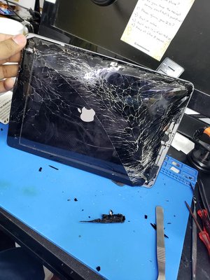 Broken iPad 6 GEN