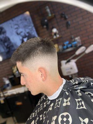 Mid-High razor drop fade