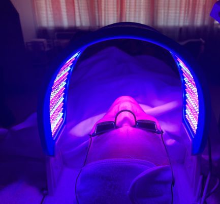 LED light therapy Facial