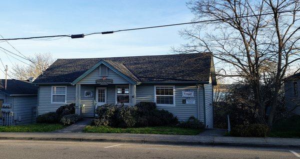 Located in Beautiful scenic Downtown Coupeville.