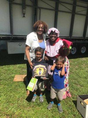 City of Lauderhill Comissioner Margaret Bates telling at our Reader Rock-a-Thon July 2017.