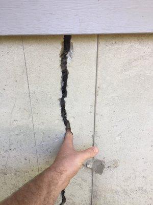 Structural Crack