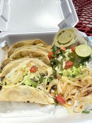 Tacos de Chicharron!