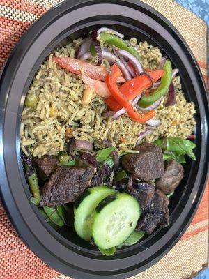 beef karanga na pilau
*vegetable pilau with sautéed beef*