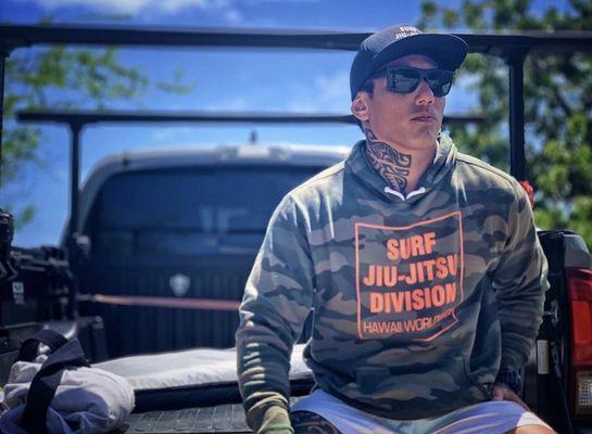 CUSTOM SCREEN PRINT
Surf Jiu-Jitsu Division

Camo Hoodie  + One Color Front.