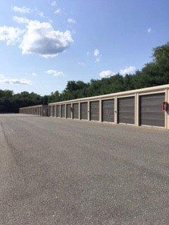 Wide aisles accessible for tractor trailers and large trucks!