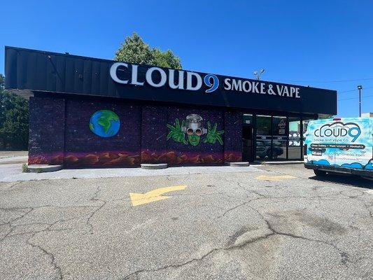 Cloud 9 Smoke, Vape, & Hookah Co. - Macon