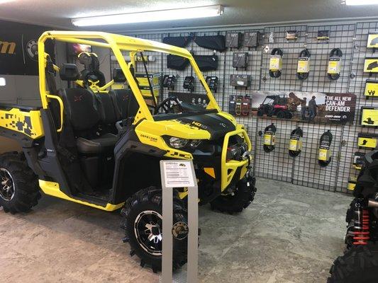 Can-am Defender XMR