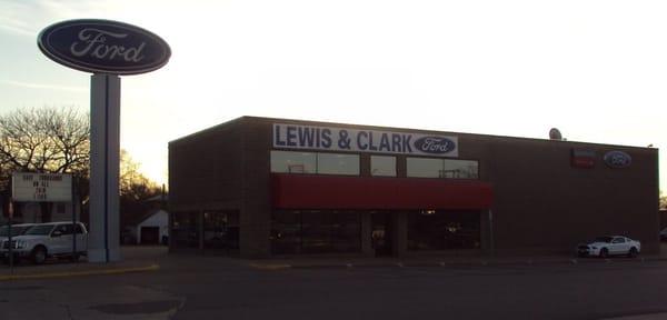 Lewis and Clark Ford Lincoln Inc.