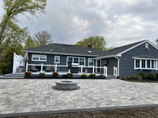 beautiful paver patio