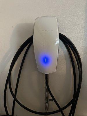 Tesla wall charger installed by Max!