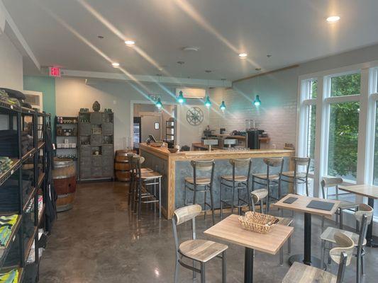 Blue Ridge Bottle Shop expands to include restaurant serving delicious bites, gourmet grilled sandwiches and curated cheese boards.