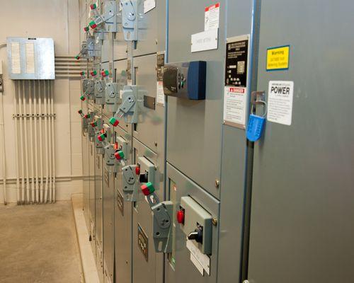 Commercial/Industrial Switch Installation: Secure & efficient power management for your business, built to last