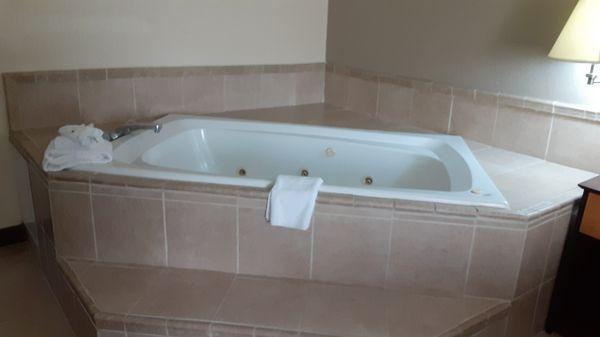 Jacuzzi Tub at Motel Cleaning