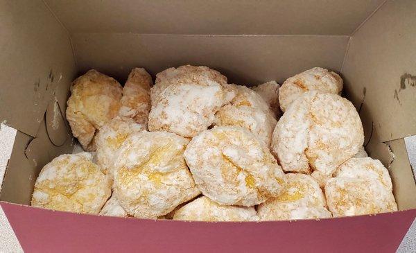 Holy puff!  These are the best creams puffs!!