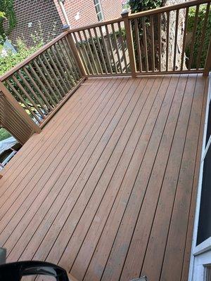 My stained deck by Crescent Avenue Painting.