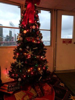 Looking out toward the bow of the Carolina Girl. Down below where there is heat... And a Christmas tree!