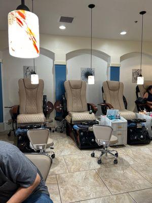 Comfortable, clean pedicure lounge!