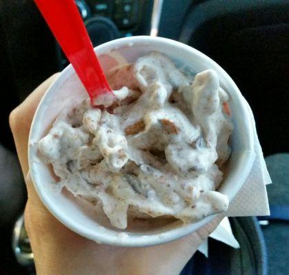 Mini Butterfinger blizzard