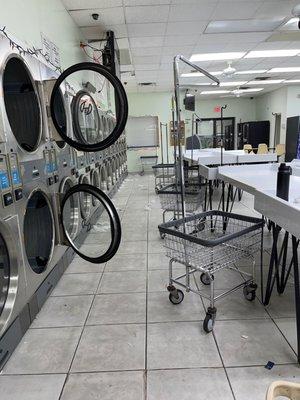 24 Hour Laundromat