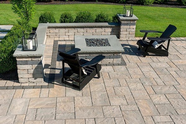 We are a Techo-Bloc dealer!