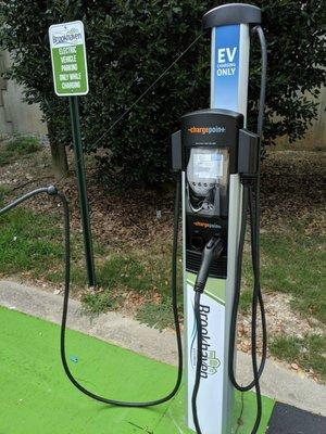 Two new EV charger spots at Ashford, and FREE!