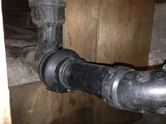 A fast and efficient fix to a leaky drainpipe