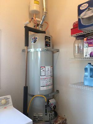 40 GLs Natural gas Bradford-White Water Heater