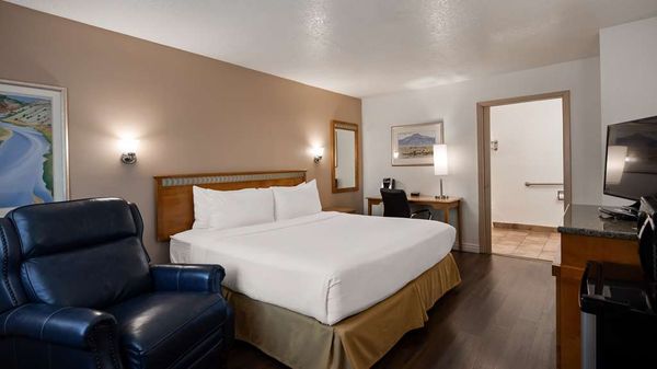 SureStay Plus Hotel by Best Western Albuquerque I40 Eubanks