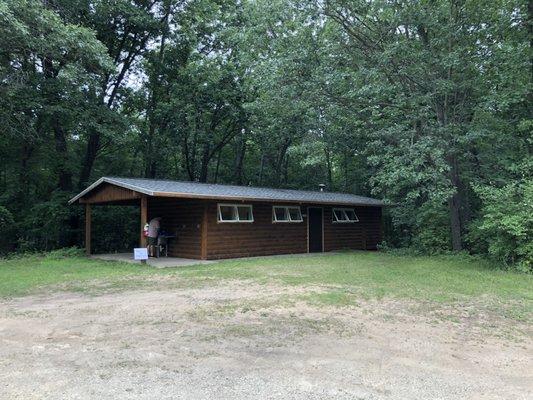 Pine log bathhouse