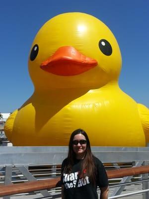 The wife and the Giant duckie.