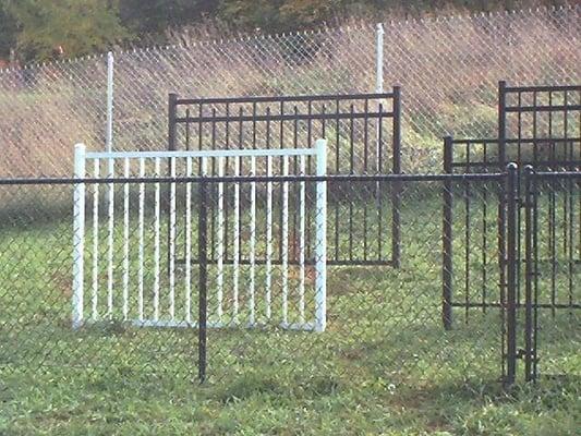 Display CLFC Ornamental Aluminum & Chain Link Fence