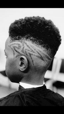 High skin fade with design