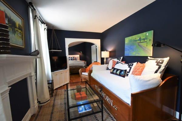 Spacious Stag Horn Suite sleeps up to 4 people with a queen bed and 2 twins.