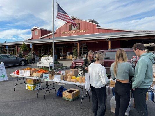 Super-nice vendor & organizer of this lovely little FM. Farmed fresh goods from Northern Cambria.