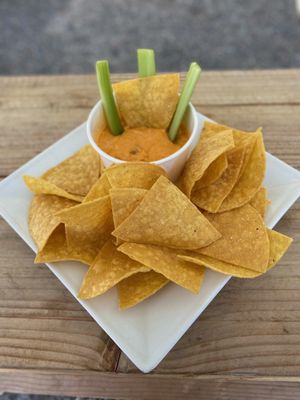 Buffalo Chicken Cheese Dip