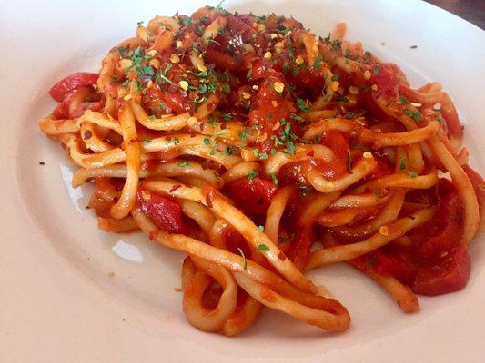 Arrabiata with bucatini (vegan)