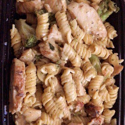 Mommy crazy chicken Alfredo