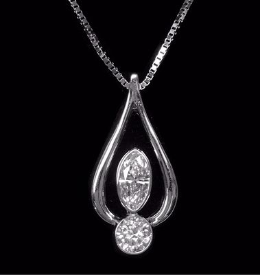 Contemporary pendant with customer supplied diamonds