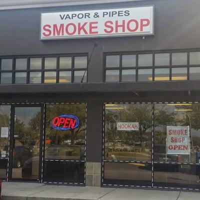 Vapor & Pipes Smoke Shop on Kennedy Blvd, Tampa FL