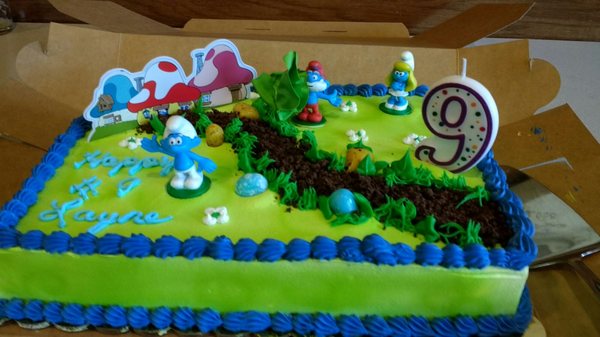 IGA Granite Falls bakery is the best!  Delicious, beautiful cakes EVERY TIME!