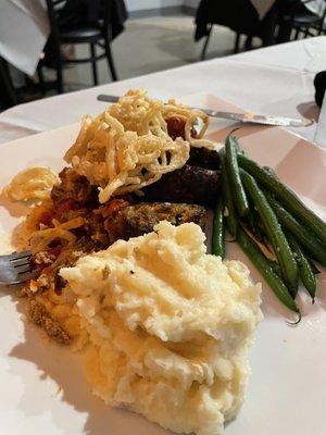 Meatloaf with bacon jelly, mashed potatoes and fresh green beans