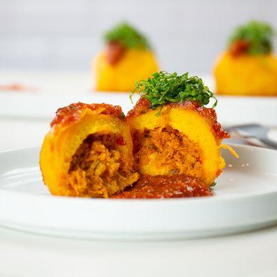 Bollo Pelón de Cazón: Corn flour balls with snapper & napole sauce.