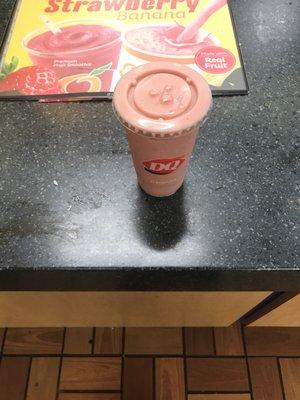 Strawberry banana smoothie