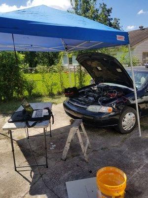 Diagnostic set up on a hot day, Mobile Mechanic we come to you