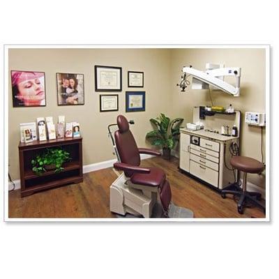 One of the exam and treatment rooms at Pearson Facial Plastic Surgery.